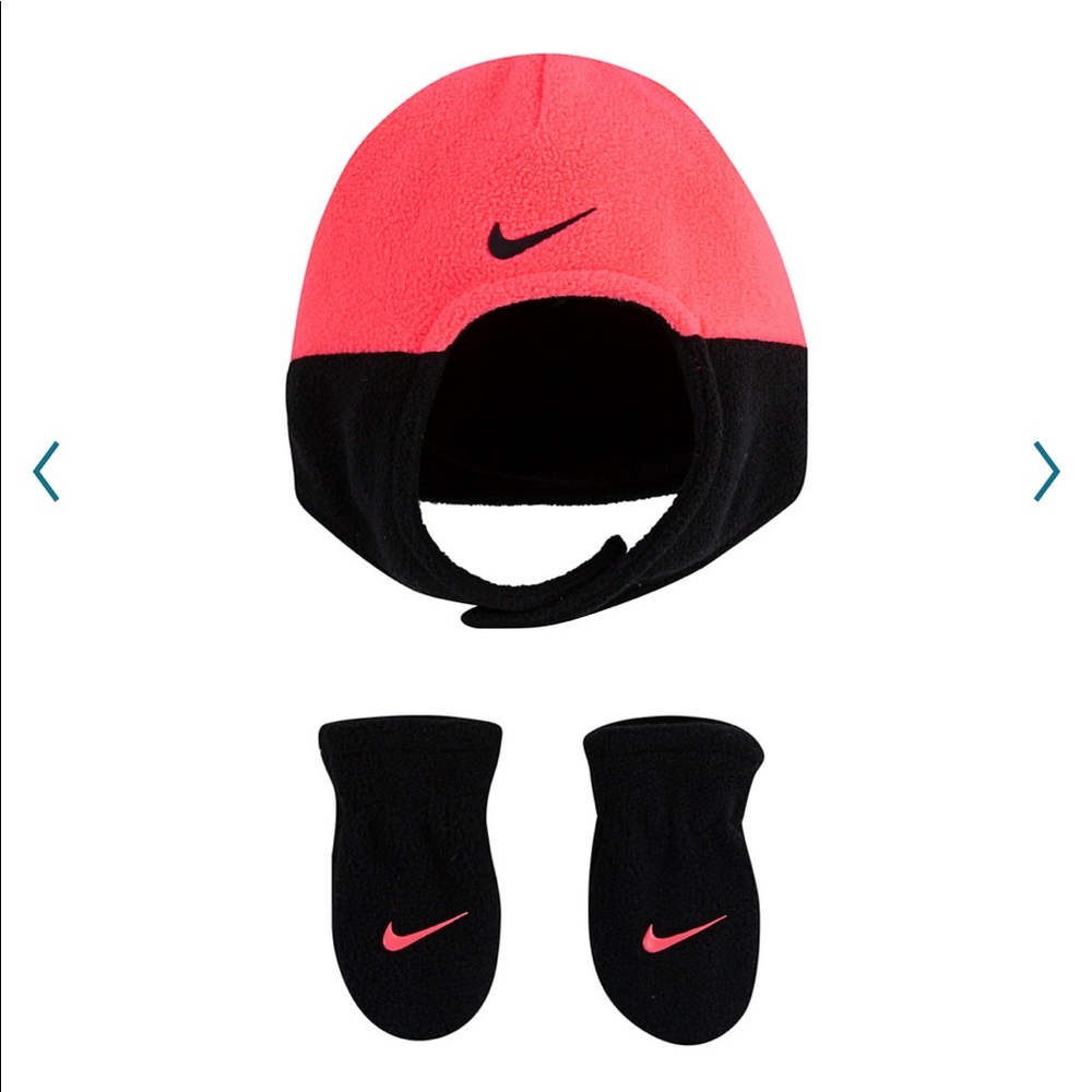 Brand new baby girl Nike hat and mitten set